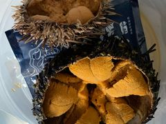 加拿大活体海胆-HIHE Bistro·Oyster Bar(华熙live店)