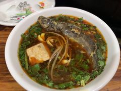 -金海椒罐罐鲢鱼(东方桂苑店)