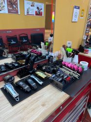 -Devilhands Barbershop男士理容店