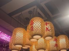 -巴卤社老火锅(财富店)