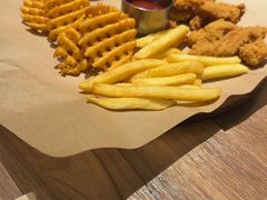-必胜客(威高广场店)