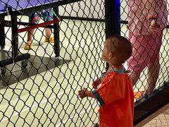 -涨巢·潮玩水疗局