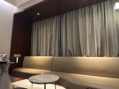 -上海龙之梦万丽酒店