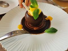 -杏荟旋转餐厅(广州爱群店)