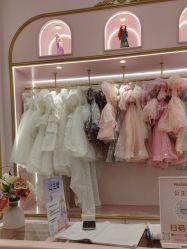 -meland亲子乐园(北京首开通州万象汇店)