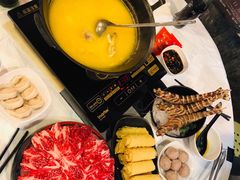 -鲜入围煮花胶鸡海鲜火锅