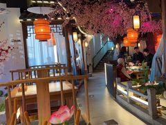 -荷塘秋月·本帮江浙菜(国权路店)