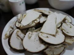 -银同牦牛肉火锅