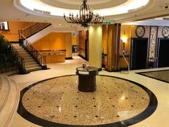 -深圳富苑皇冠假日套房酒店