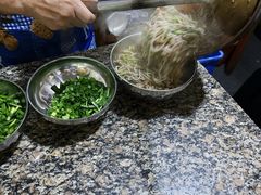 -正宗杨记普洱酸醋米线(总店)