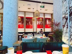 -三人行骨头王火锅(长寿店)