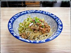 -陀块头面馆(梅岭南路店)