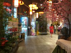 -万重锦·人文川菜馆(骡马市店)