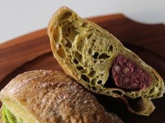 斑斓红豆恰巴塔-沁屋面包店(人民东路店)