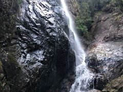 -南昆山川龙瀑布