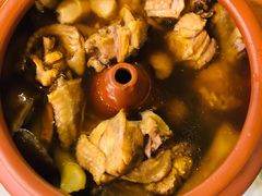 野生菌汽锅鸡-小厨子私房菜·云南美食店