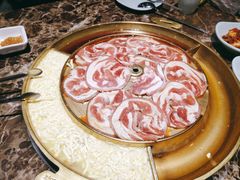 -猪啊牛呀羊啊铜盘烤肉(正大广场店)