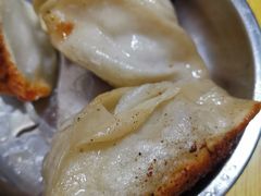 -黄阿姨锅贴大王(万航渡路店)