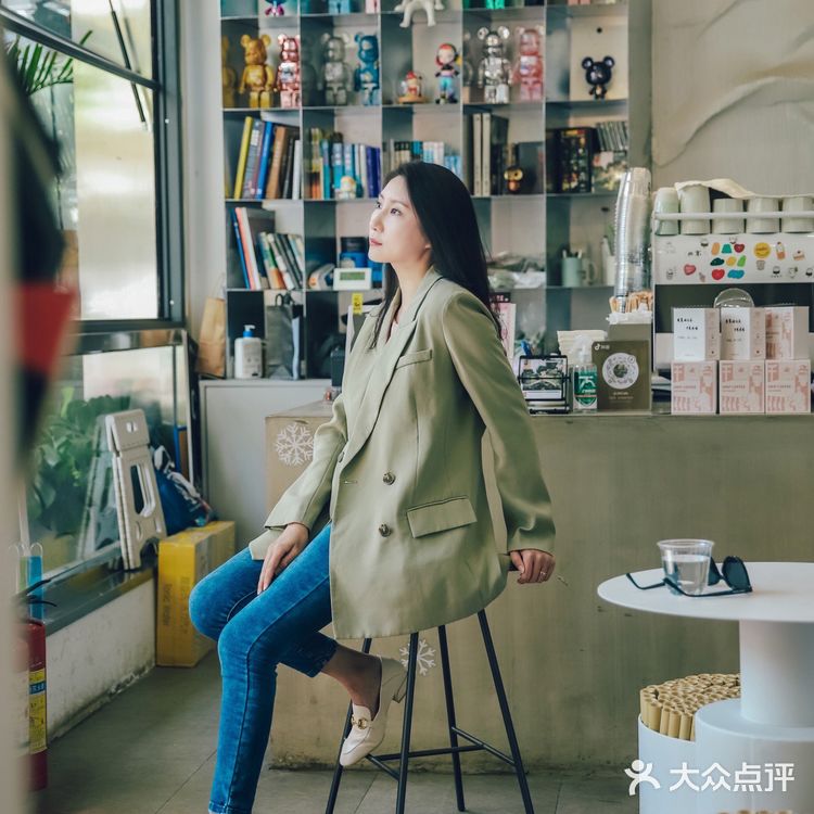 探店|在胡同绣球花盛开的小院听一曲周杰伦