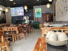 大堂-老船夫石锅苗苗鱼·老字号(三道堰总店)