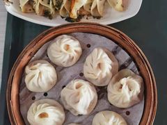 鲜肉小笼-新丰小吃(高银街分店)