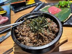 烧肉石锅拌饭-炼火烤肉店
