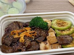 -POKEE VIA&Brunch·维娅(重庆来福士店)