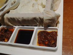 -95号酱骨·一块豆腐(展春园西路店)