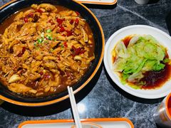 -胖哥俩肉蟹煲(长沙高铁吾悦广场店)