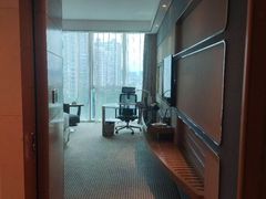 -苏州金鸡湖中茵皇冠假日酒店