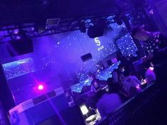-SPACE(欢乐颂购物中心店)