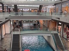 -滨海湾金沙购物商场