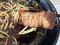 -小龙大肉面馆