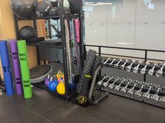-Z&B Fitness Studio·Gym(前滩L+PLAZA店)