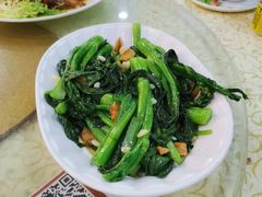 -鹏城人家海鲜酒家·23年老字号(较场尾店)