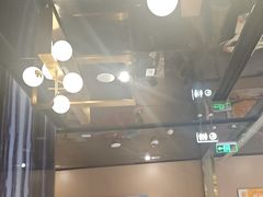 -海底捞火锅(长宁路龙之梦店)
