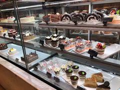 -面包新语(龙湖·西宸天街店)
