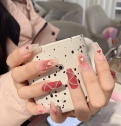 -UGIRL有个美甲