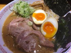 黑麻油豚骨拉面-老龙亭拉面店