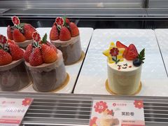 -花花卷卷·鲜食蛋糕(静安久光百货店)