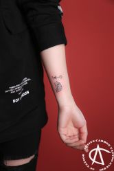 -AC TATTOO 纹身