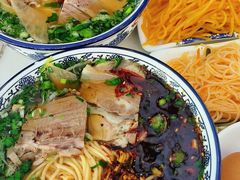 -伊穆祥牛肉面总店·清真