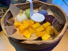 四色芒果糯米饭-金泰兰忆暹罗·东南亚餐厅(城西银泰店)