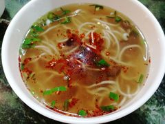 -吐哈石油大厦六鼎毡房民族特色餐厅