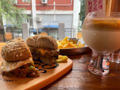 -Catch Bagel(芳草地店)