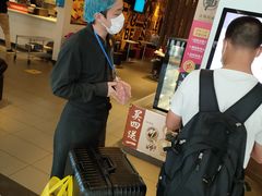 -麦当劳(汉口火车站候车室店)
