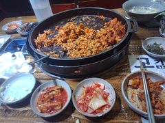 -高基五春川炒鸡排 韩国料理(威海总店)
