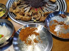 -老炉家木炭烤肉(长江国际店)