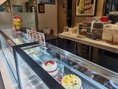 -花花卷卷·鲜食蛋糕(静安久光百货店)