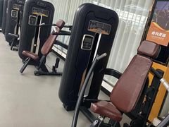 -黑曼巴·悦动游泳健身俱乐部